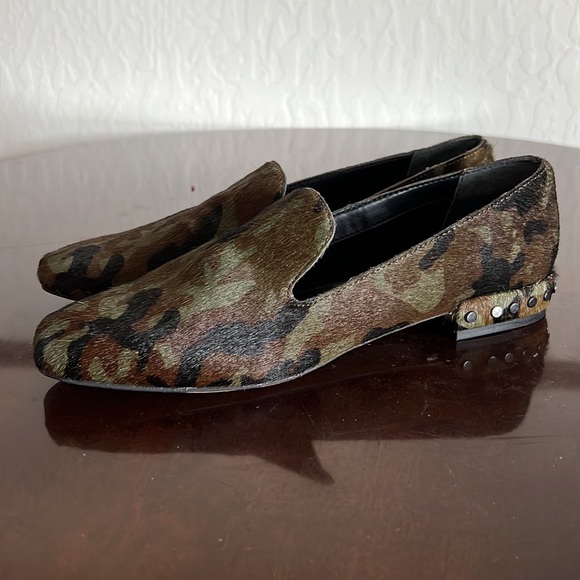 DOLCE VITA New Camo Studded Loafer Size 6.5 - Picture 6 of 16